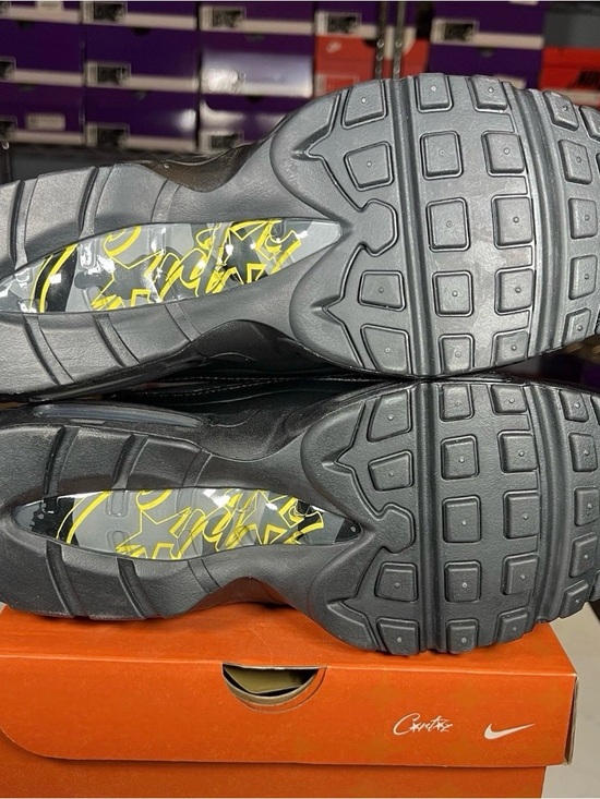 Size 10 - Men\'s Corteiz x Nike Air Max 95 SP Honey Blacks FB2709-003 & Dust Bag main image 5